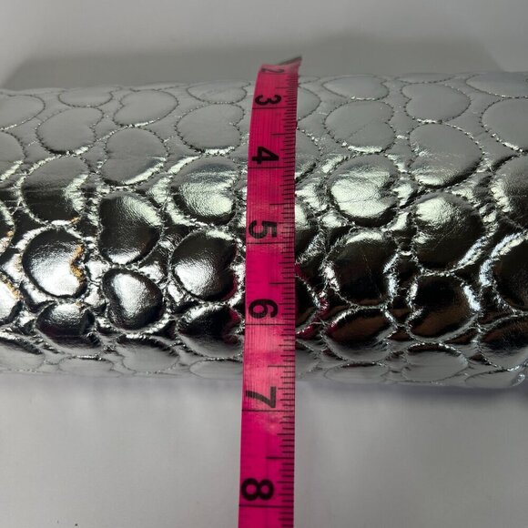 NWT Silver Hearts Manicure Hand Rest Pillow - Picture 6 of 6